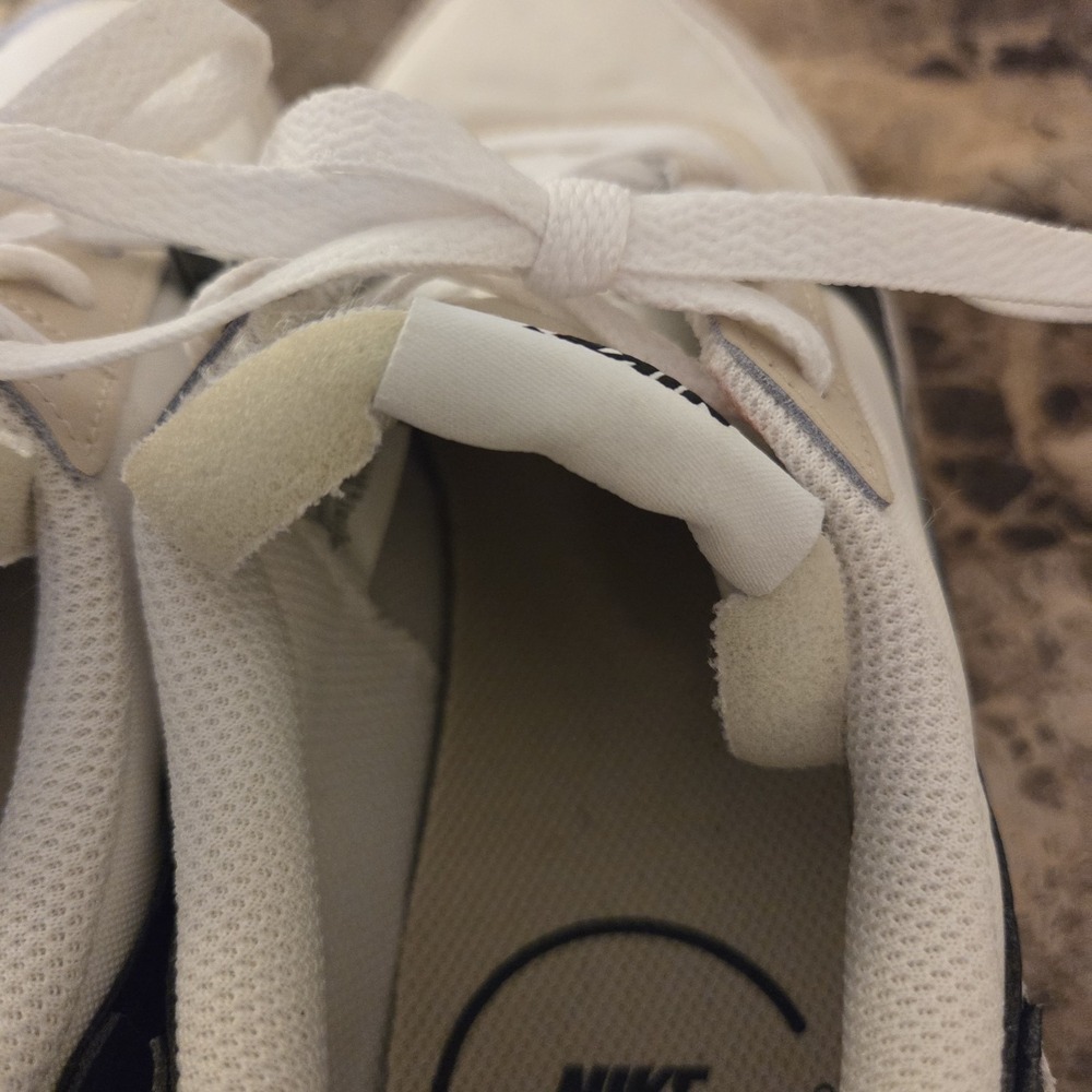 Nike Waffle Debut Women's sz 8 Low Top Lace-Up Sneakers Sanddrift casual active - Picture 10 of 16